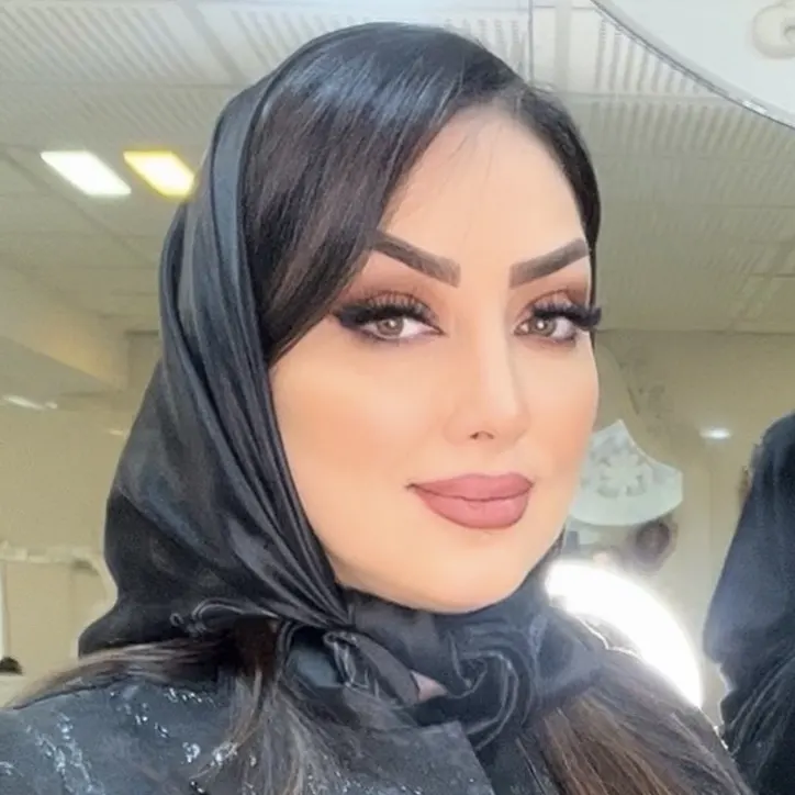 مهرناز بالائی – خدمات میکاپ