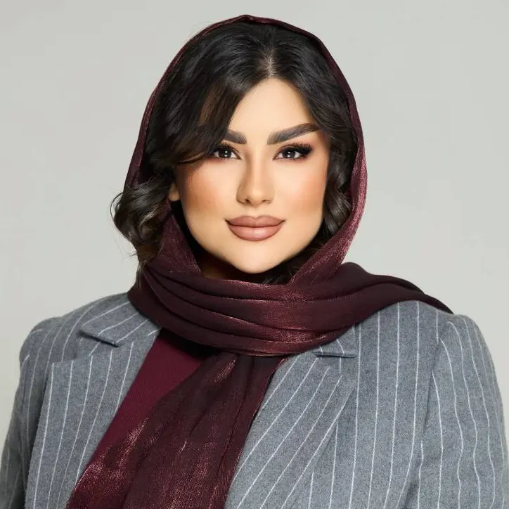 زهرا فتحی – خدمات میکاپ عروس
