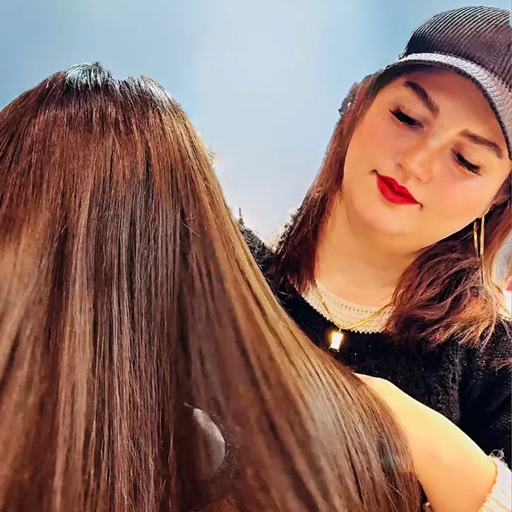 ژیلا نمازی – خدمات مو