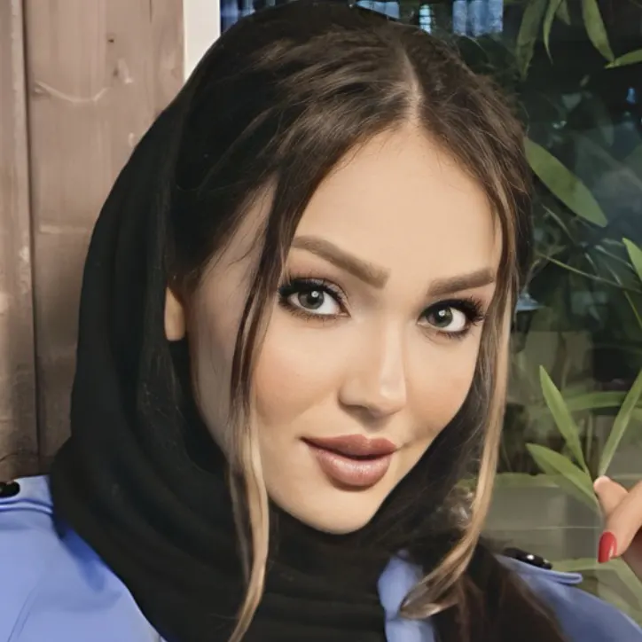 نسترن داداشی – خدمات ناخن