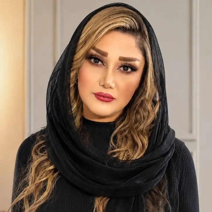 آرزو چشم به راه – میکاپ