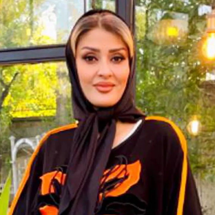 سپیده مهدی پور – میکاپ و شنیون